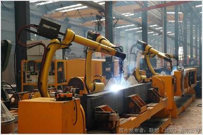 聯想榮膺行業先鋒 內生外化雙驅動，軟件開發助力制造業轉型升級